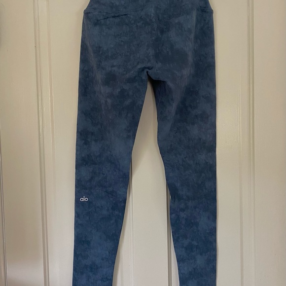 Alo high waisted airbrush legging indigo sz M - Picture 7 of 11